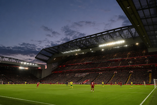 Premier League Top-Four Race: Champions League Battle and Late Betting Trends